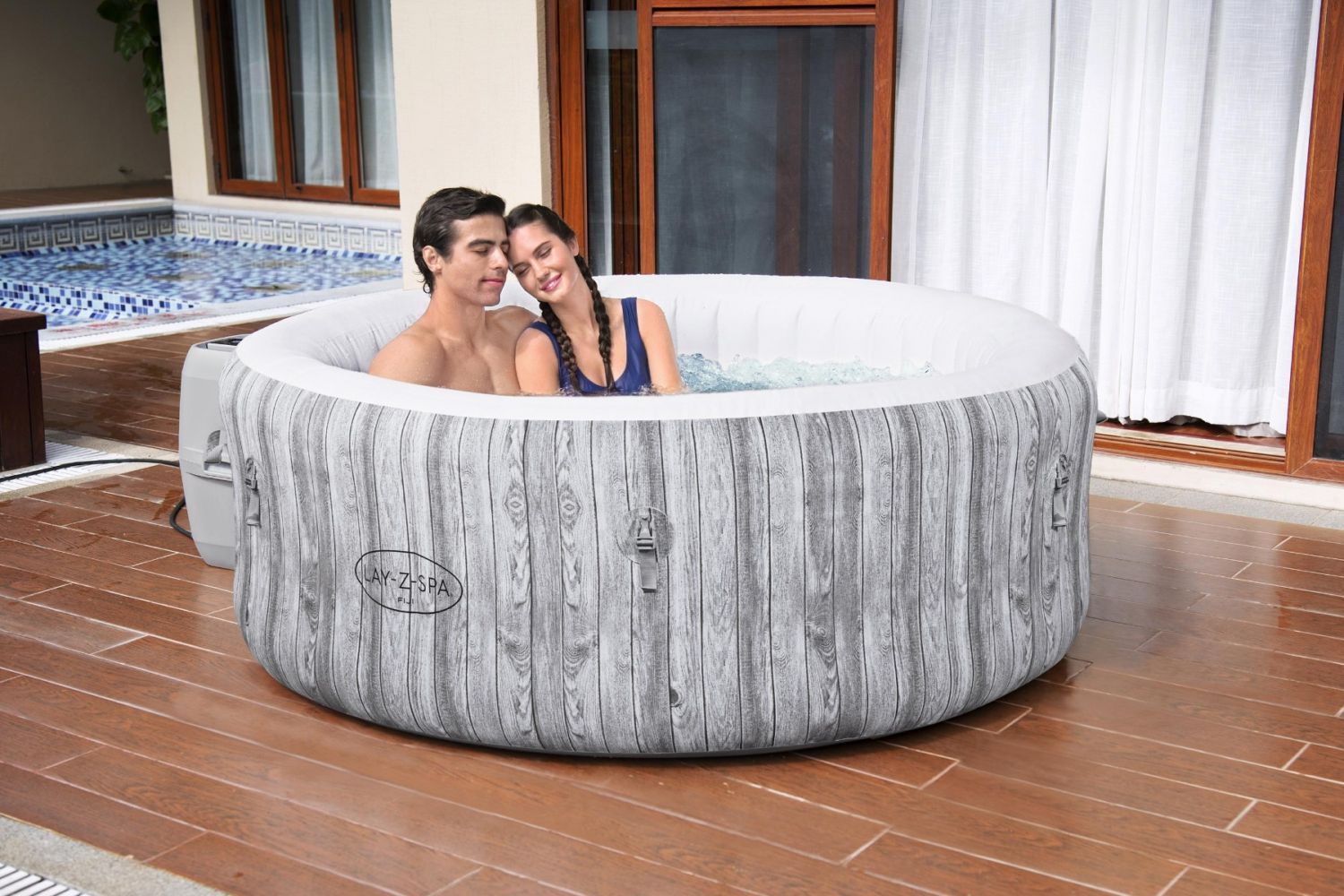 Fiji Bestway Lay-Z-Spa Airjet met Freeze Shield