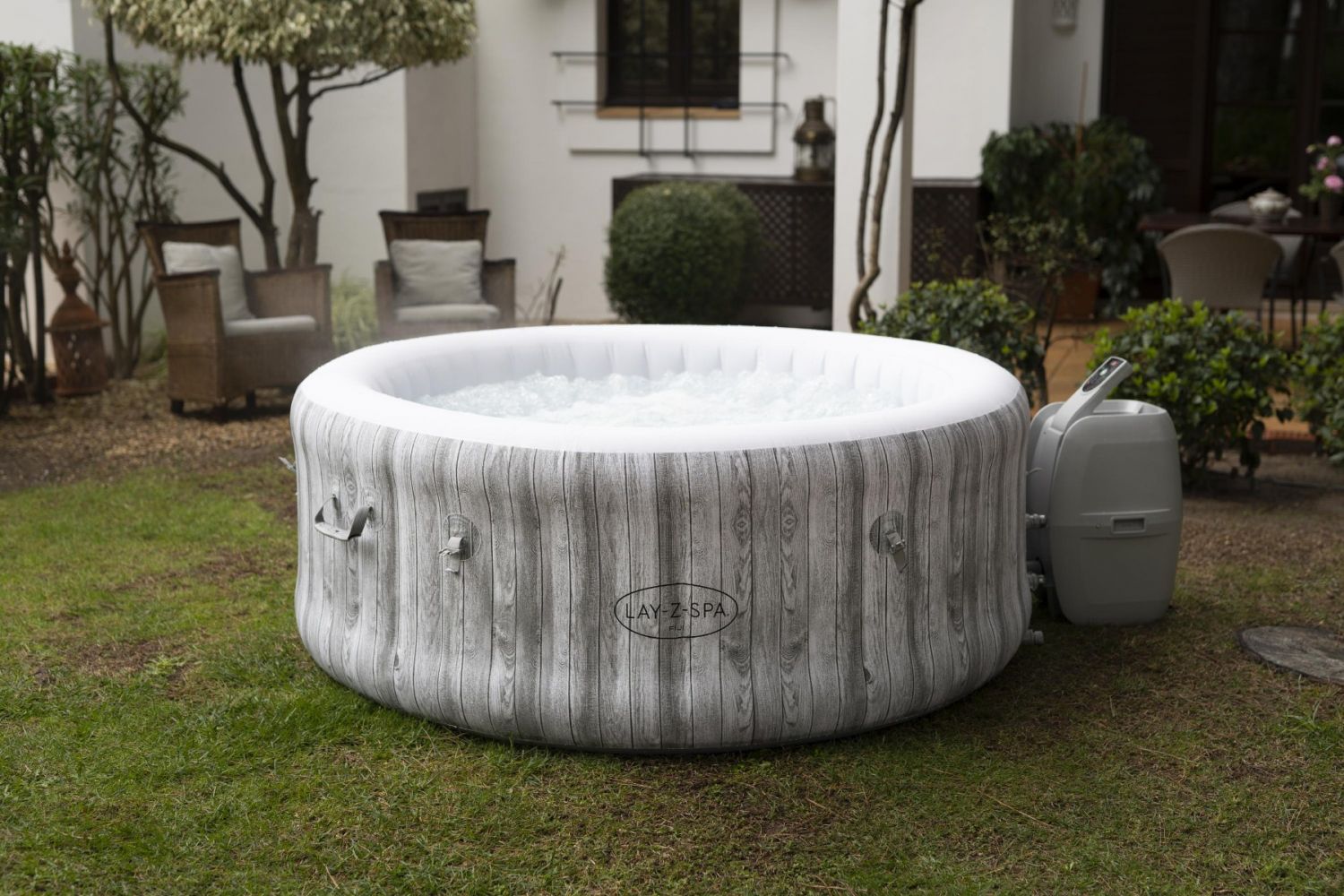 Fiji Bestway Lay-Z-Spa Airjet met Freeze Shield