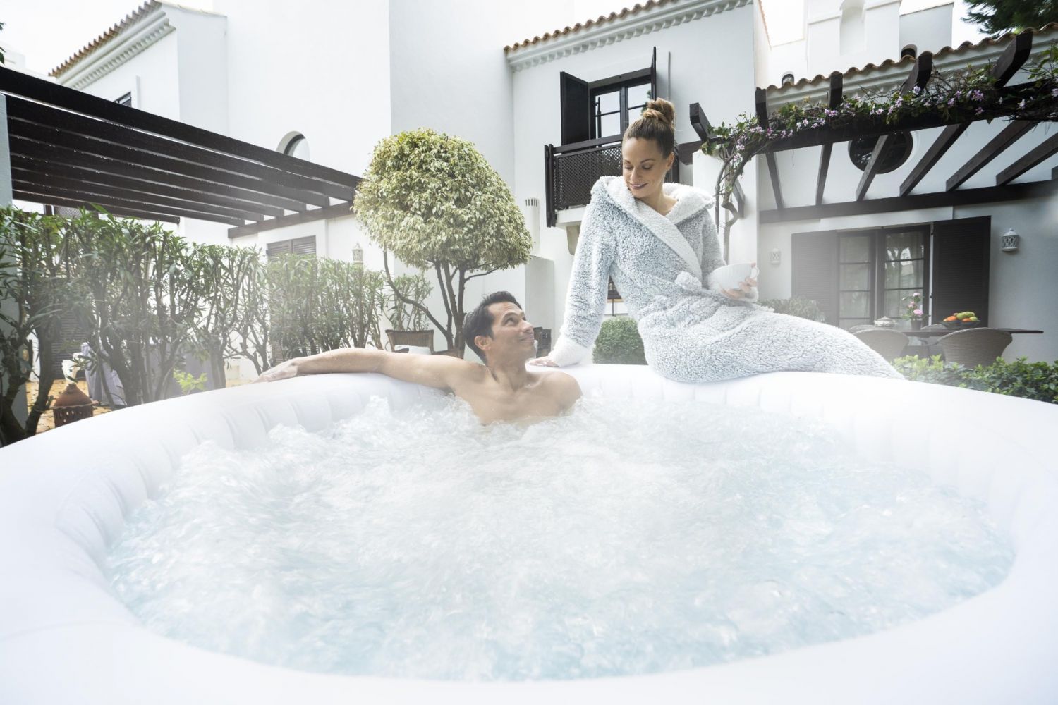 Fiji Bestway Lay-Z-Spa Airjet met Freeze Shield