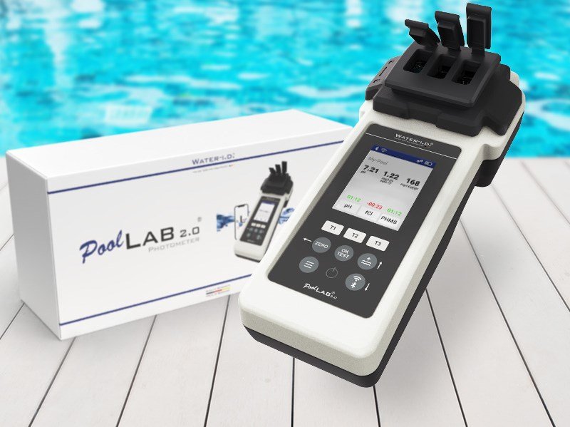 The PoolLab® 2.0 digitale zwembad watertester