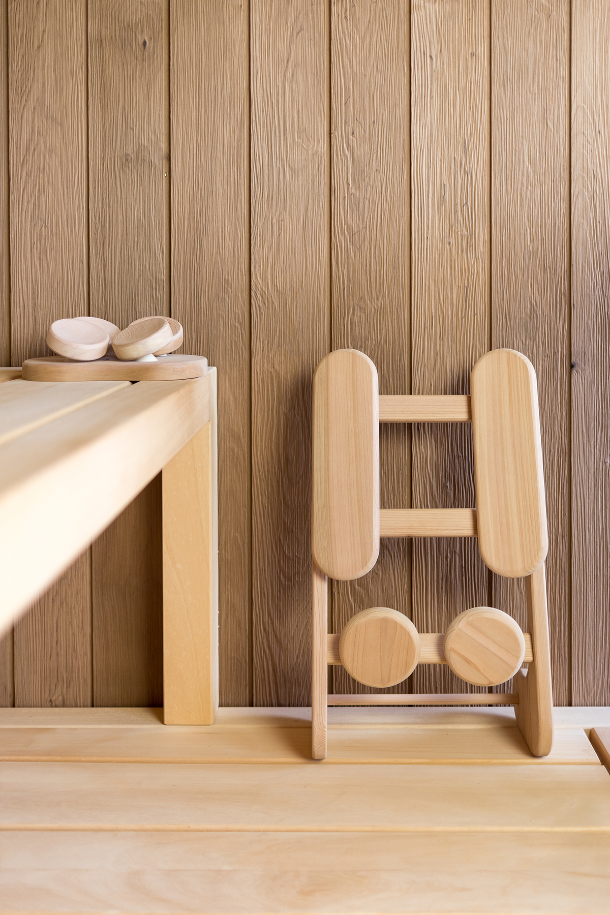 Ergonomische rugsteun voor sauna Red Cedar - Halu